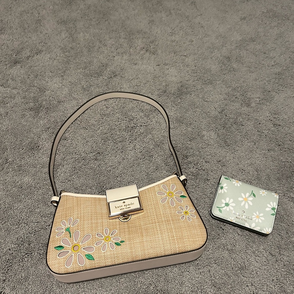 Kate Spade Beige and White Floral Shoulder Bag